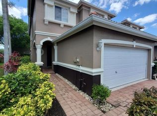 9829 Roundstone Cir, Fort Myers, FL 33967