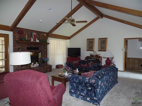 4th image of 405 Pebble Beach Dr