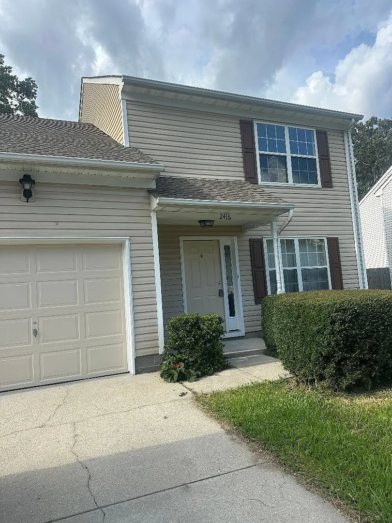 4 bed, 1633 sqft, $2,495 — Photo 1