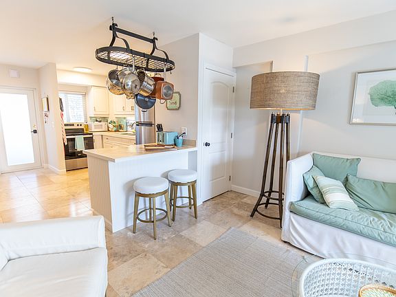 5th image of 33 Ocean Ave APT 102