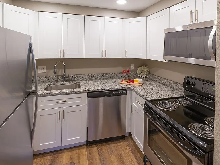 Convenient Living near Historic Humboldt District! — Photo 14
