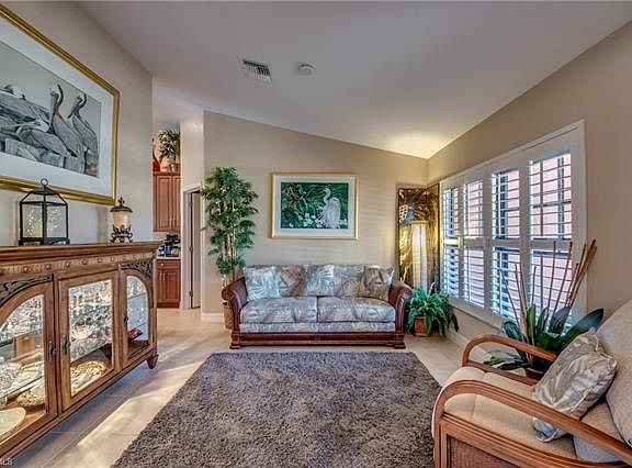 5th image of 5225 SW 22nd Pl