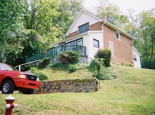193 1st St, Newell, WV 26050