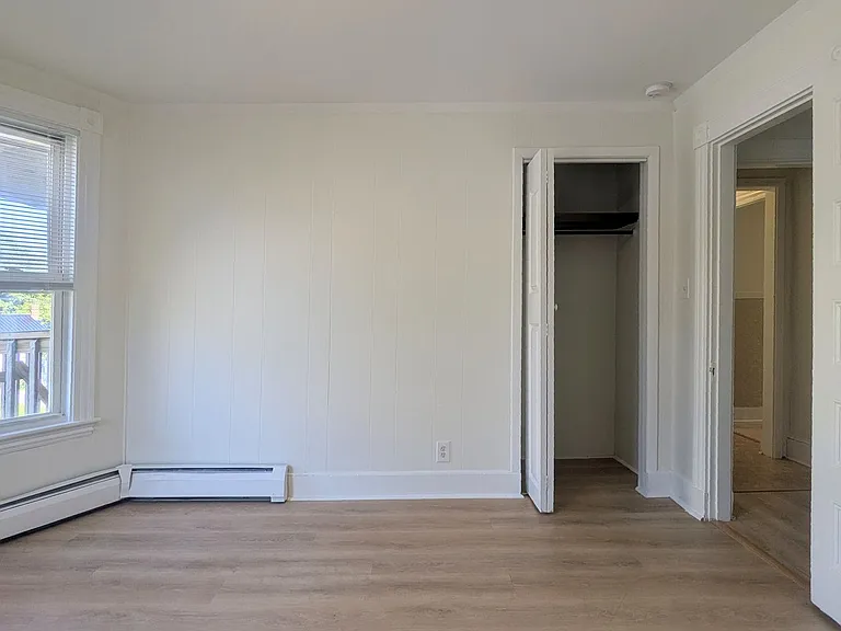 129 College Ave — Photo 9