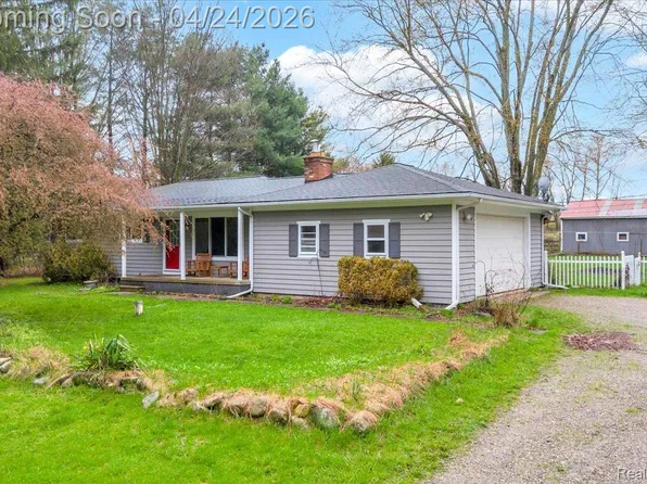 4360 Sherwood Rd, Ortonville, MI 48462