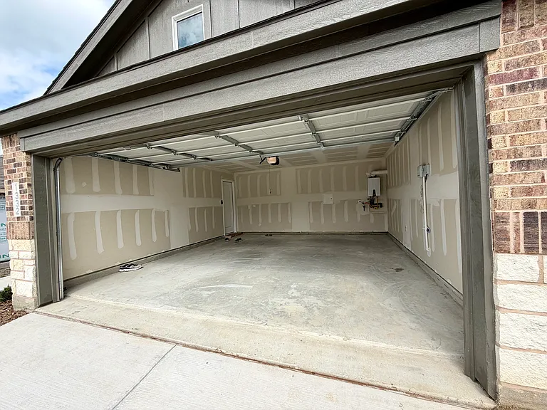 1332 Alfred St — Photo 24