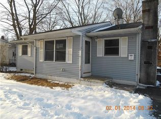 4 W Edinburgh Dr, New Castle, DE 19720