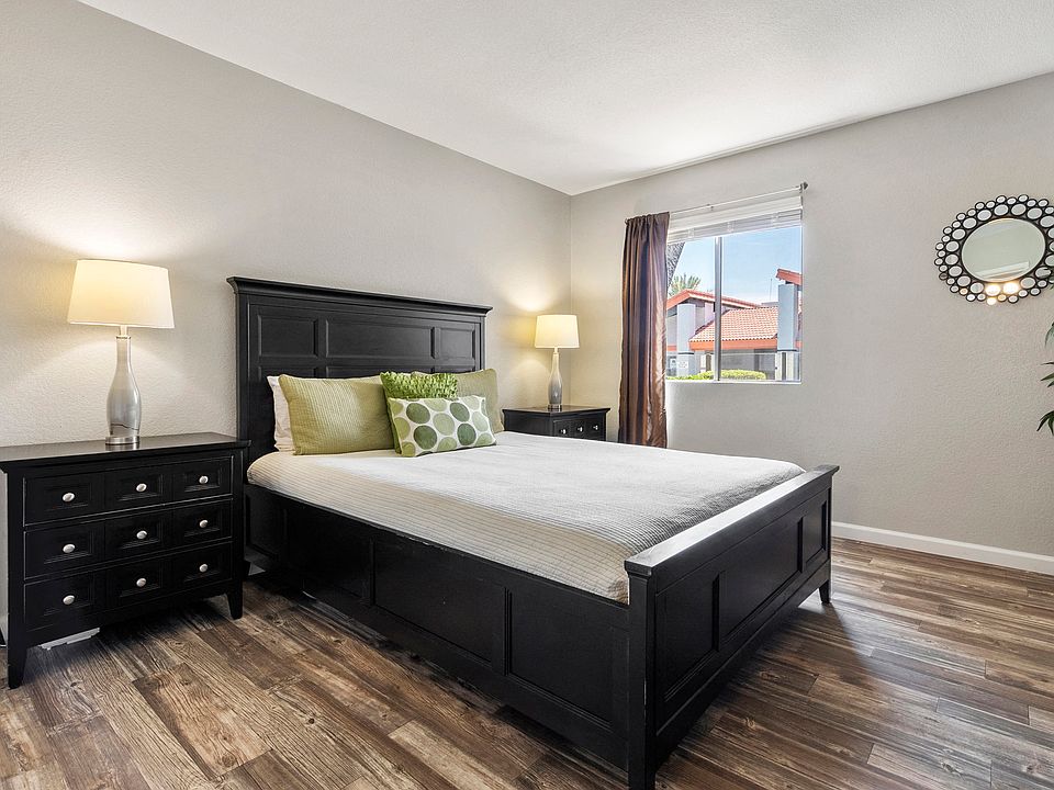 Spacious Bedroom