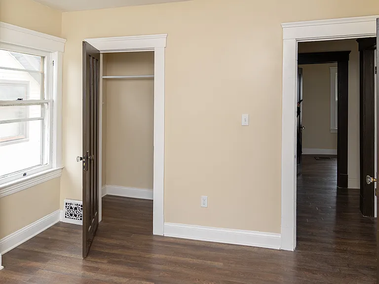10003 Newton Ave — Photo 20