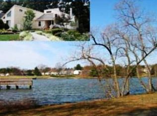 9326 Raintree Rd, Burke, VA 22015