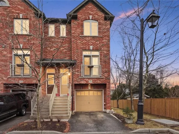 2358 Treversh Cmn, Burlington, ON L7R 0C8