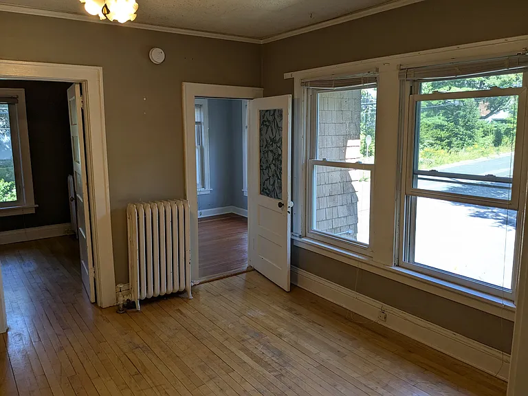 1922 Sharon Ave SE #3 — Photo 17