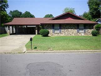 2nd image of 2802 Kimberly Dr