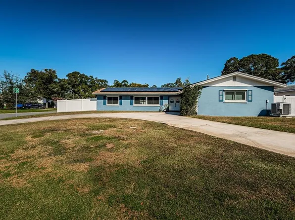 6489 28th Ave N, Saint Petersburg, FL 33710