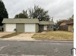 6308 S Owasso Pl, Tulsa, OK 74136