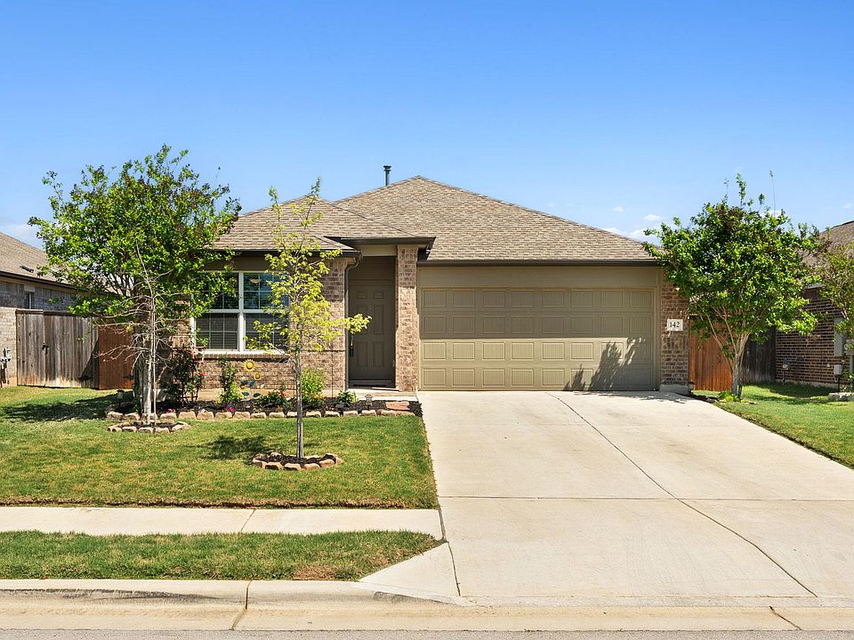 1st image of 142 Esparza Dr