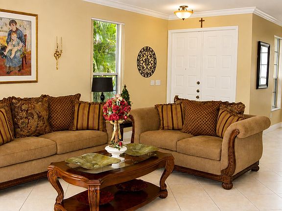5th image of 1802 SW 156th Avenue