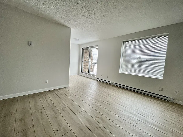 306 Balsam St #20 — Photo 1