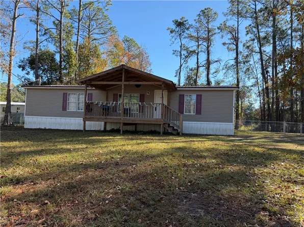 1345 Bay St SE, Darien, GA 31305