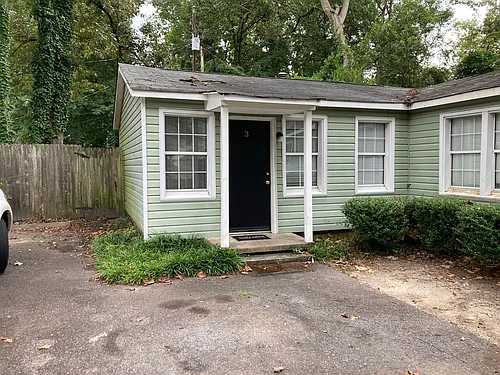 1445 Lyon Dr SE #3 Photo 1