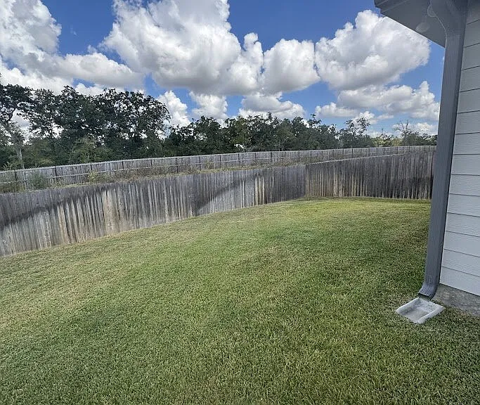 1340 Kingsgate Dr — Photo 20