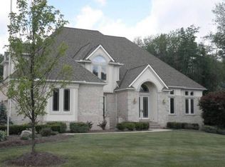 6578 Summer Wind Dr, Brecksville, OH 44141