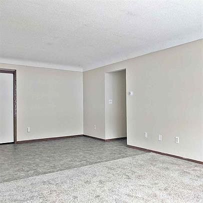 2nd image of 1560 Willis Ave #10892009