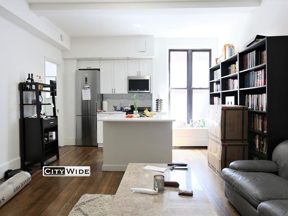 1st image of 140 E 46th St APT 9R