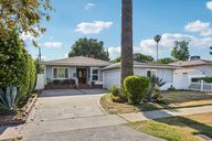 Vanscoy Ave-2105-002.jpg