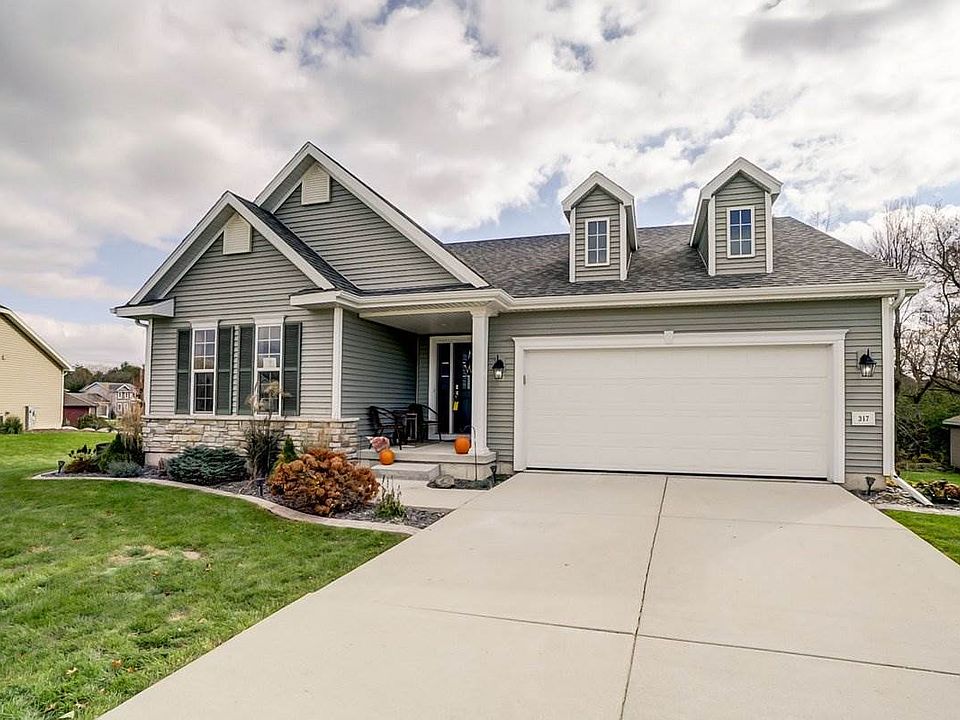1st image of 317 Heritage Square Dr