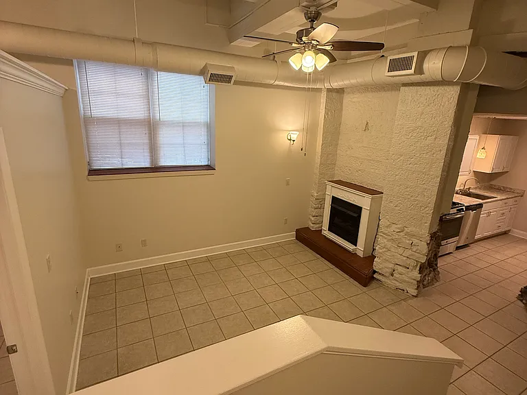 Chapel Hill Apartments — Photo 18