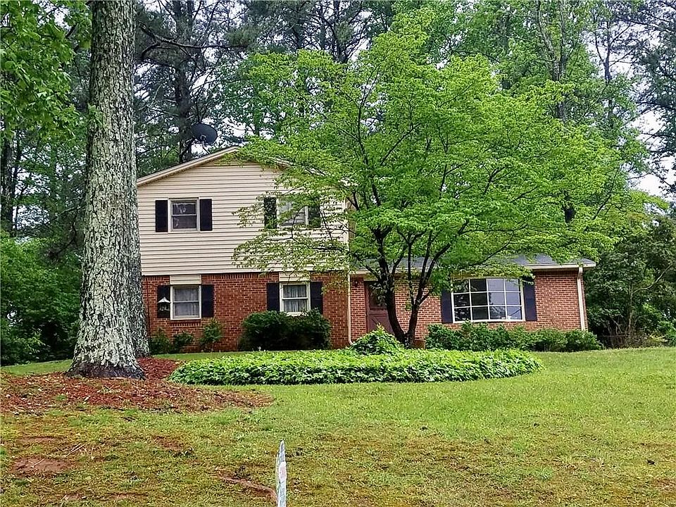 1st image of 5602 Four Winds Dr