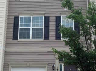 12923 Yellow Jacket Rd, Hagerstown, MD 21740