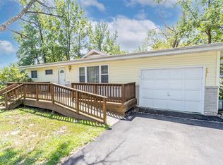 1531 Robinhood Dr, Arnold, MO 63010