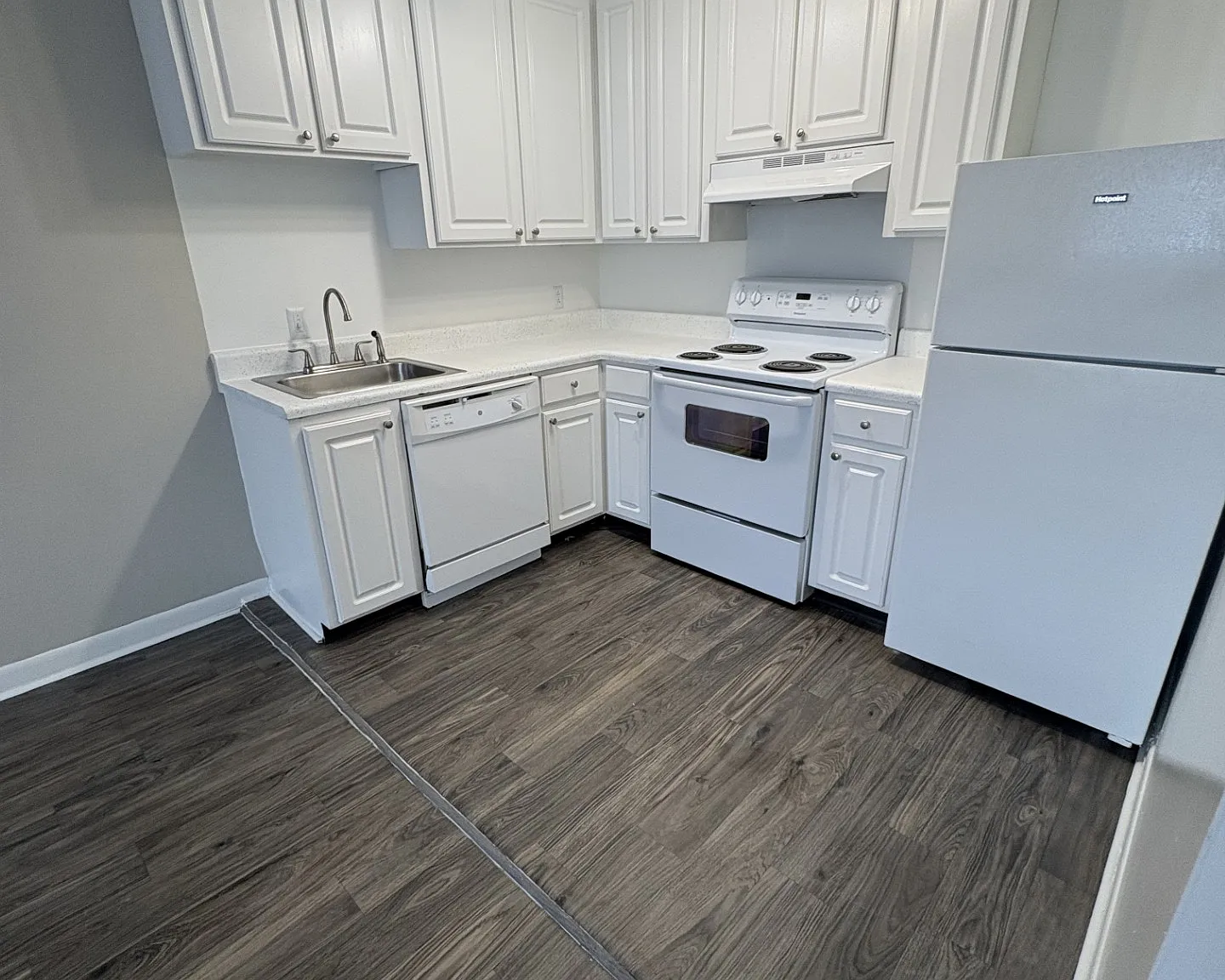 1 bed, 800 sqft, $950 — Photo 3