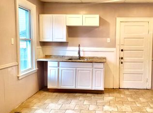 144 Howell St APT 3, Buffalo, NY 14207