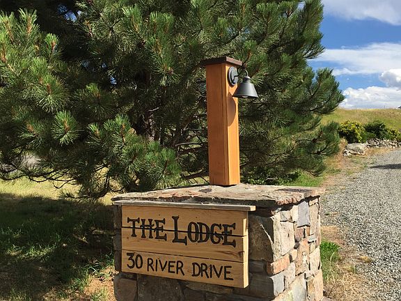 3rd image of 30 River Dr