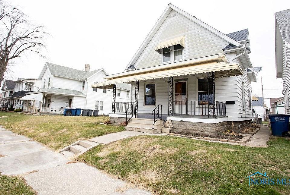 1st image of 159 Essex St