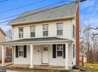 29 W George St, York New Salem, PA 17371