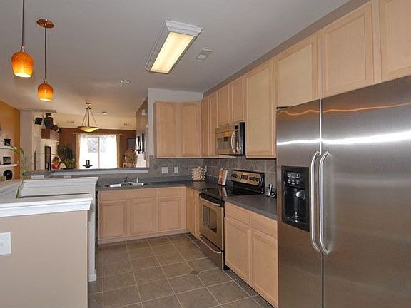 2nd image of 868 Devereaux Dr