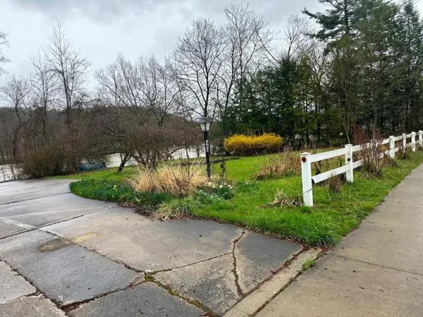 406 Water St #1, Warren, PA 16365