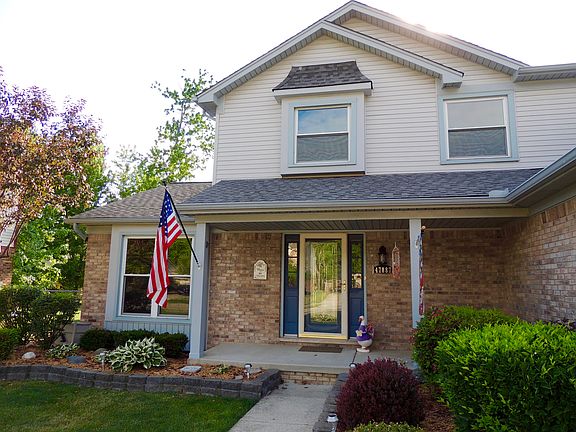 3rd image of 47887 Ramblewood Dr