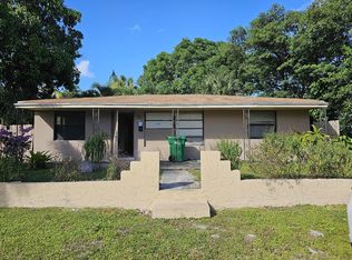 118 W 10th St, Riviera Beach, FL 33404