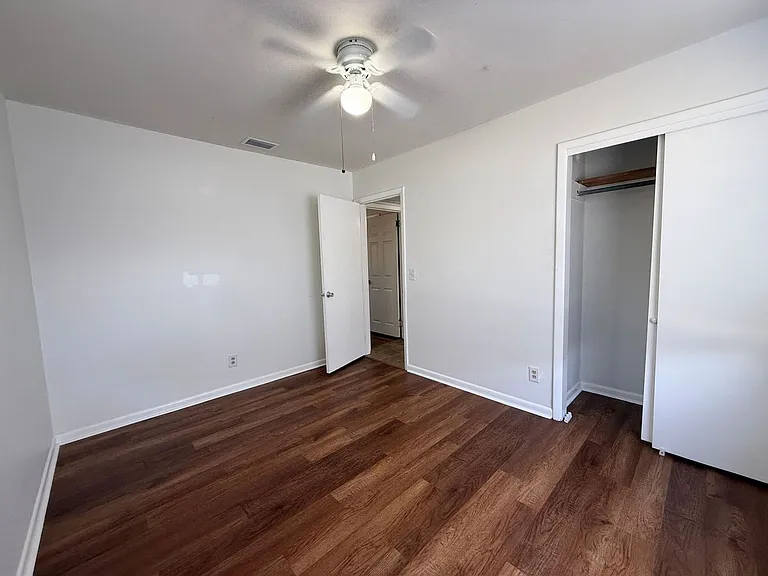 7609 Tacony Dr — Photo 12