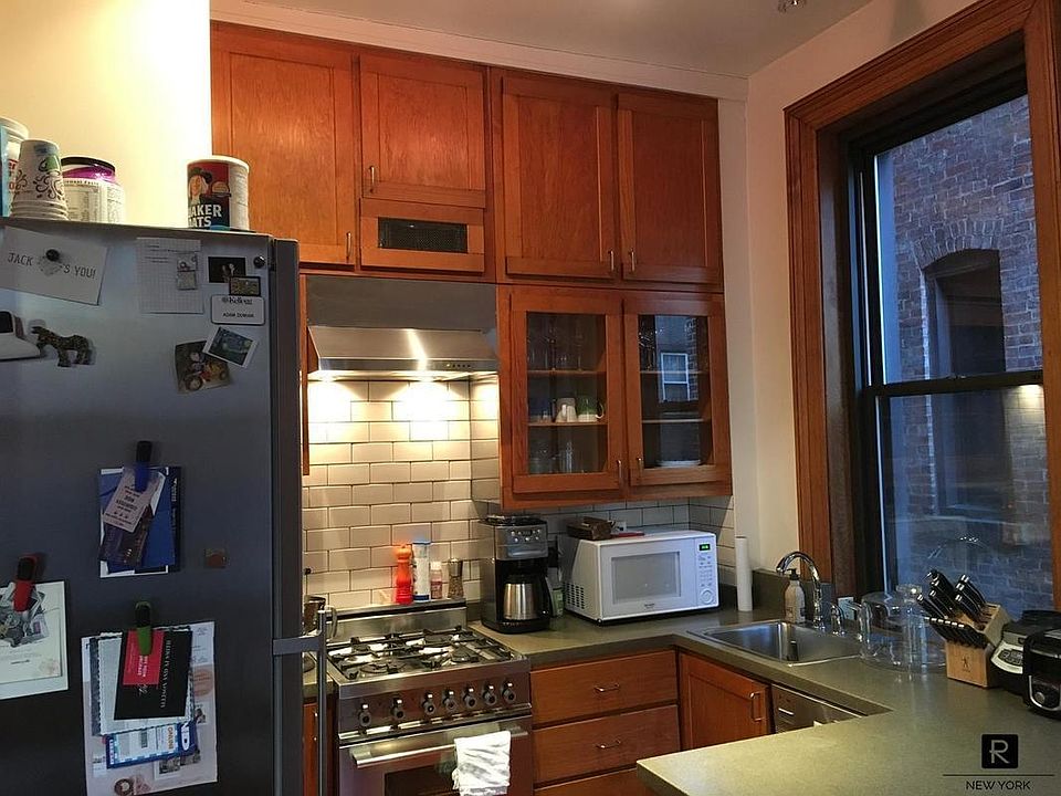 1st image of 223 W 21st St APT 2L