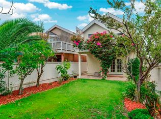 1708 Carnegie Ln, Redondo Beach, CA 90278