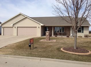 3125 Beth Dr, Green Bay, WI 54311