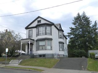 1410 3rd St, Rensselaer, NY 12144