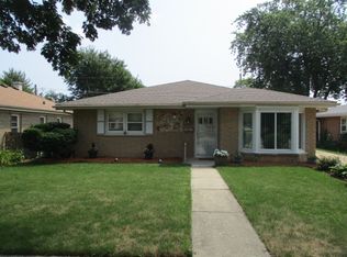 4425 Madison Ave, Brookfield, IL 60513