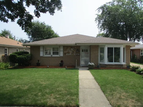 4425 Madison Ave, Brookfield, IL 60513